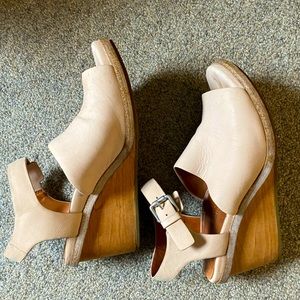 Gentle Souls wood wedge sandal 8.5 Blush color